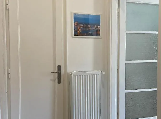 Neighbor Of Gellert By Nw Apartament